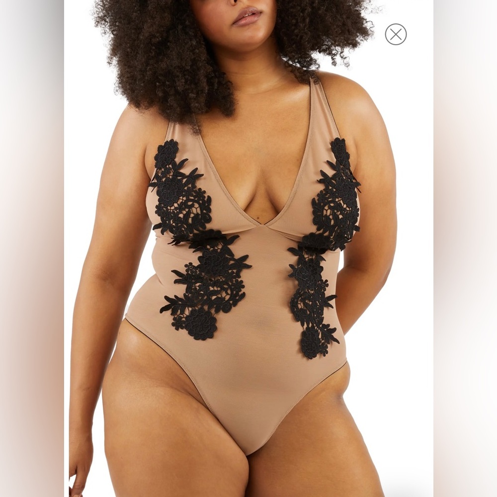 Playful Promises Curve Exclusive Alaina Illusion Mesh Teddy. Size 14.